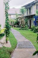 LOBOC RIVERSIDE INN and RESTAURANT