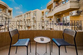 Xuru Stays I Heliopolis Rock
