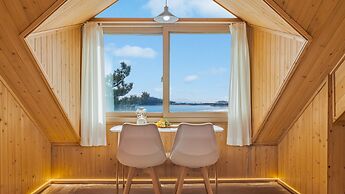 Yeongheungdo Rainbow Ocean View Pension