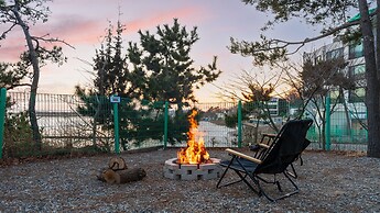 Yeongheungdo Rainbow Ocean View Pension