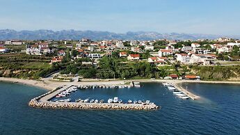 Kamp Miočić