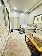 Prakash Paying Guest House