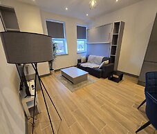 Finchley Stylish 1-Bed | Great Location