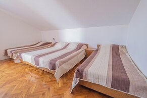 Apartment Miskic 3