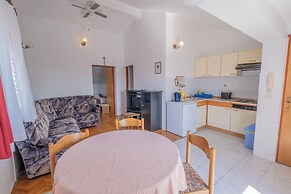Apartment Miskic 4