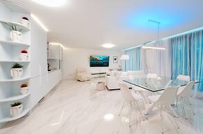 Emirates White Sensation