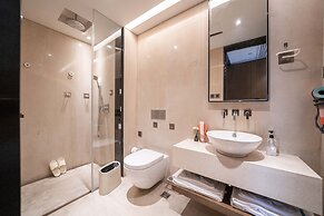 ZHome-Luxury Three bedroom Suite