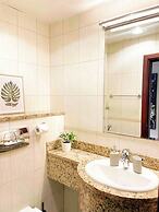 2BR Luxury Apartment Sea View