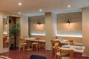 LAHORE TBILISI HOTEL