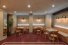 LAHORE TBILISI HOTEL
