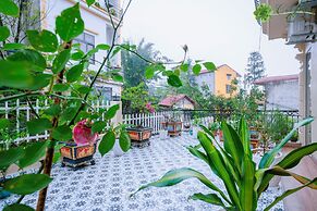 Comay Sapa House