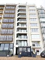 Apartment in Wenduine With Stunning Sea Views