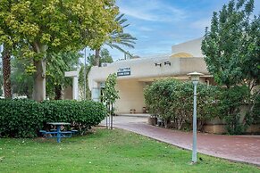 Kalya Kibbutz Hotel