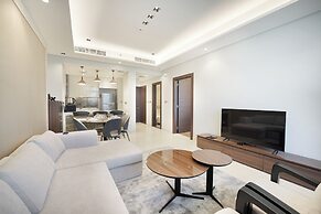 Easygo -exclusive 1BR in Business Bay