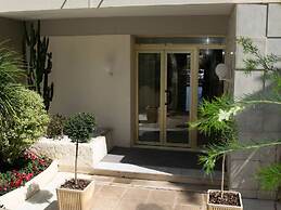 Apartment in Golfe Juan With Sea View