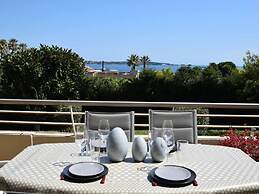 Apartment in Golfe Juan With Sea View