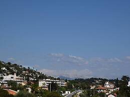 Apartment in Golfe Juan With Sea View