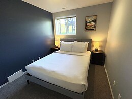 Riverside Way by Fernie Lodging Company