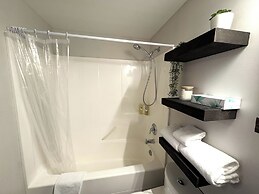 Riverside Way by Fernie Lodging Company