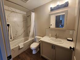 Riverside Way by Fernie Lodging Company