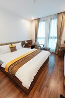 Golden Crown Hotel