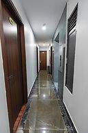 Golden Crown Hotel