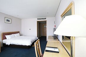 Legend Hotel