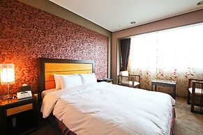 Legend Hotel