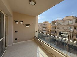 CK 1108 Spacious 2BR Apt 2BA Near Airport