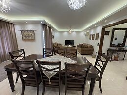 CK 1108 Spacious 2BR Apt 2BA Near Airport