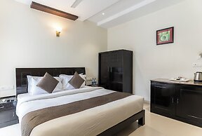 HOTEL THE ARCHI