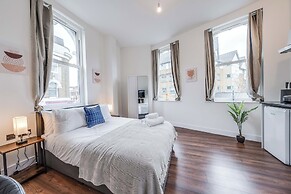 Camberwell High Spec 6-Studio Unit Block