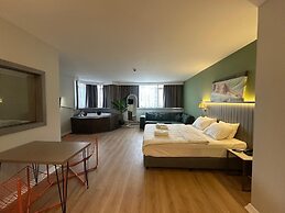 OTTO X Hotel