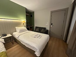 OTTO X Hotel