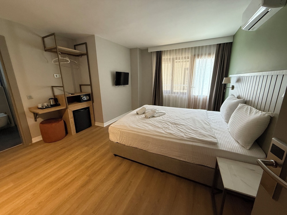 OTTO X Hotel