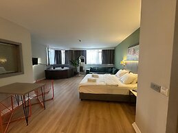 OTTO X Hotel