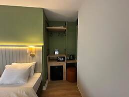 OTTO X Hotel