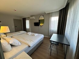 OTTO X Hotel