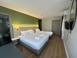 OTTO X Hotel