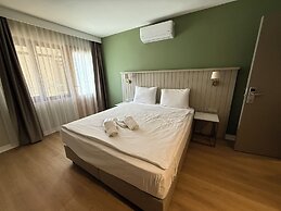OTTO X Hotel