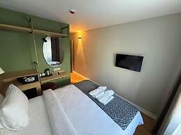 OTTO X Hotel