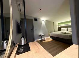 OTTO X Hotel