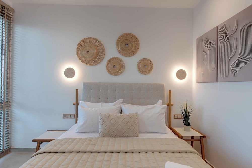 Linari Sea & Suites