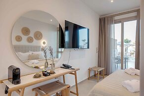 Linari Sea & Suites