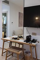 Linari Sea & Suites