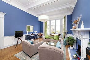 Spacious 2-Bedroom Ground Floor Flat