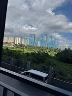 Shore 3 Pool View w Balcony near MOA