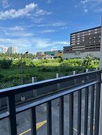 Shore 3 Pool View w Balcony near MOA