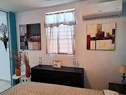 Cozy Isabela Retreat With Garden View
