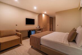 Prive Suite Side & Spa Hotel Adults Only 16 Plus